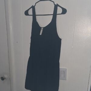 Elegant Black Sleeveless Dress
